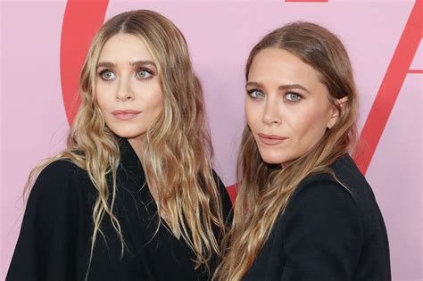 olsen twins naked|Elizabeth Olsens Twins